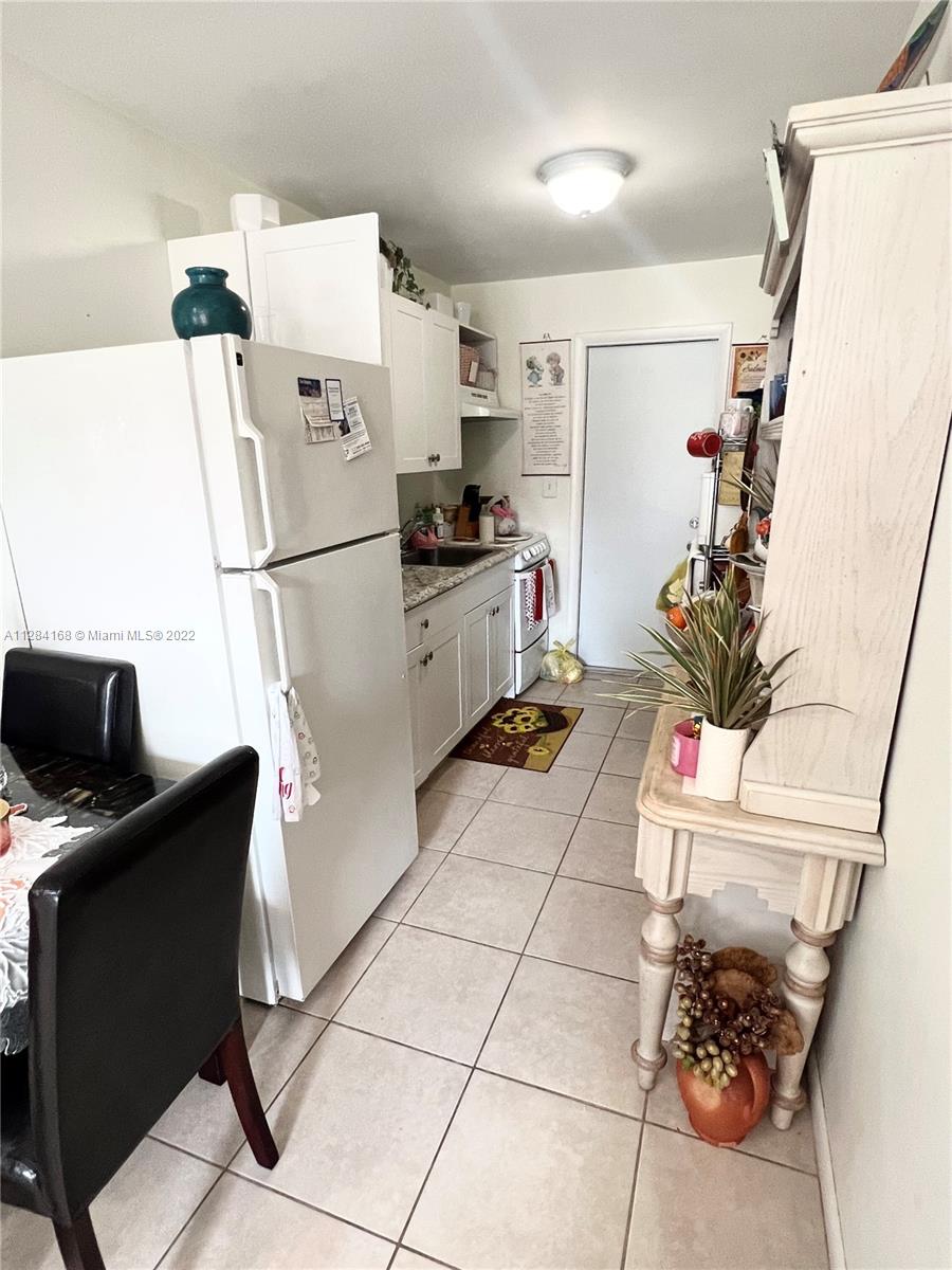 See details / 2074 sq. ft. $ 2022-10-13 0 Photo