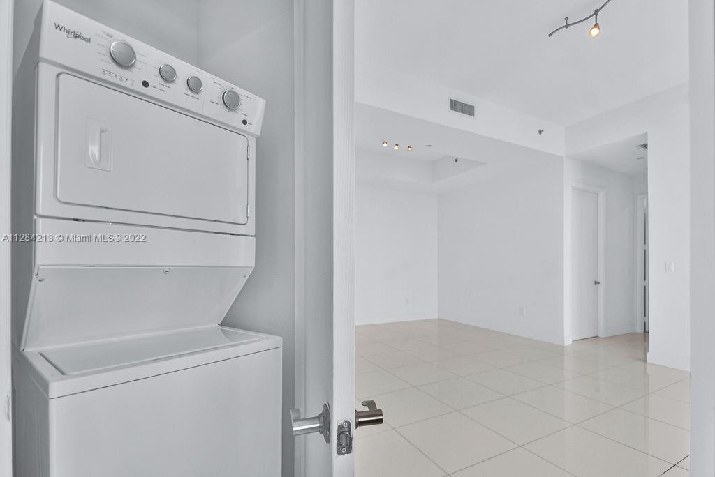See details 3905 2 / 2 1435 sq. ft. $ 2022-10-05 0 Photo