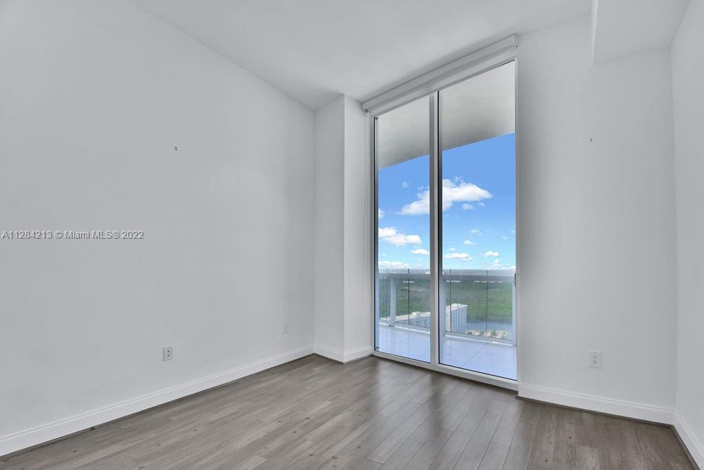 See details 3905 2 / 2 1435 sq. ft. $ 2022-10-05 0 Photo