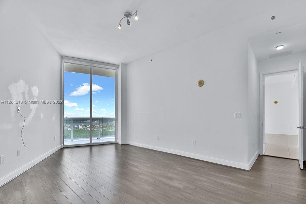 See details 3905 2 / 2 1435 sq. ft. $ 2022-10-05 0 Photo