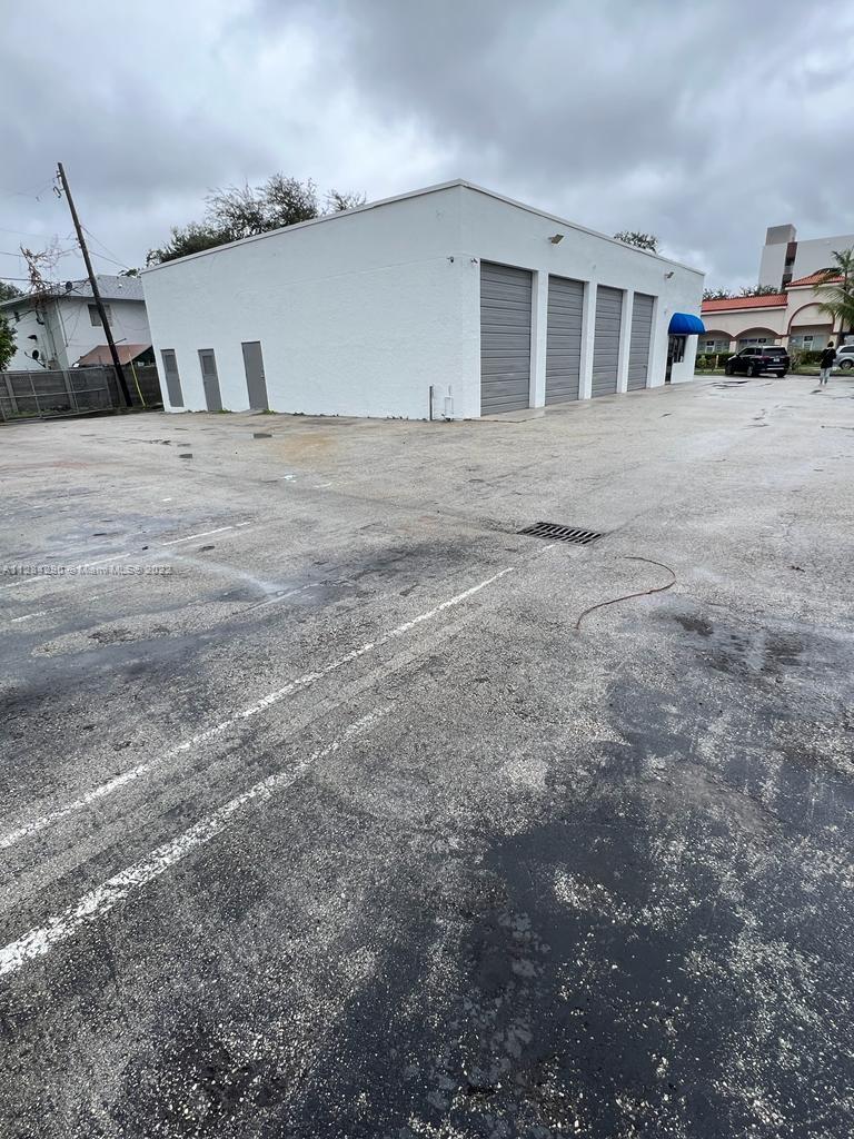 See details / sq. ft. $ 2022-10-10 0 Photo