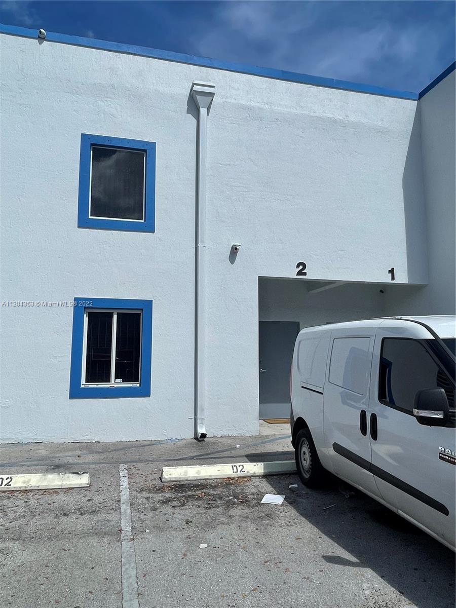See details D-2 / sq. ft. $ 2022-10-05 0 Photo