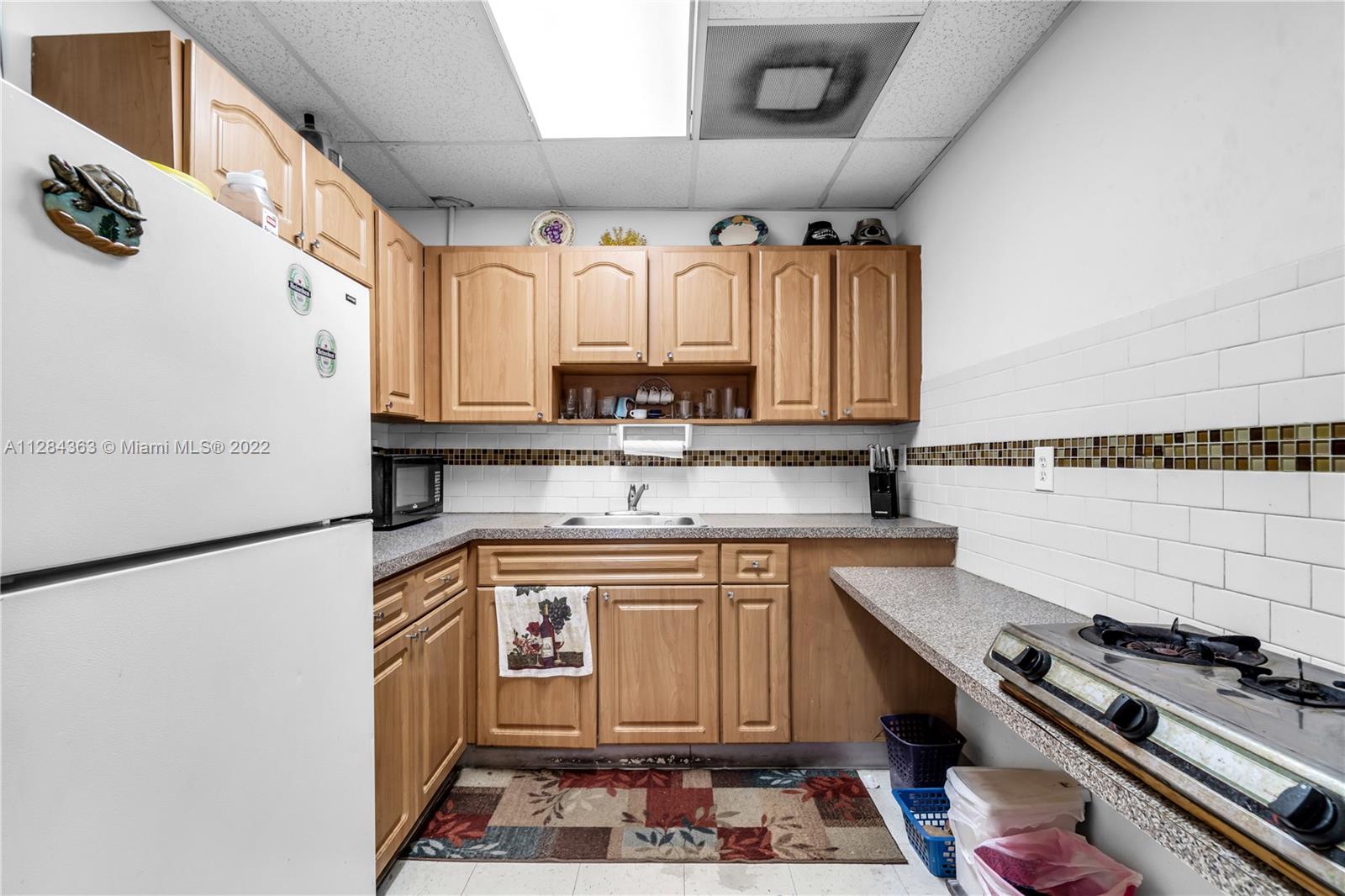 See details D-2 / sq. ft. $ 2022-10-05 0 Photo