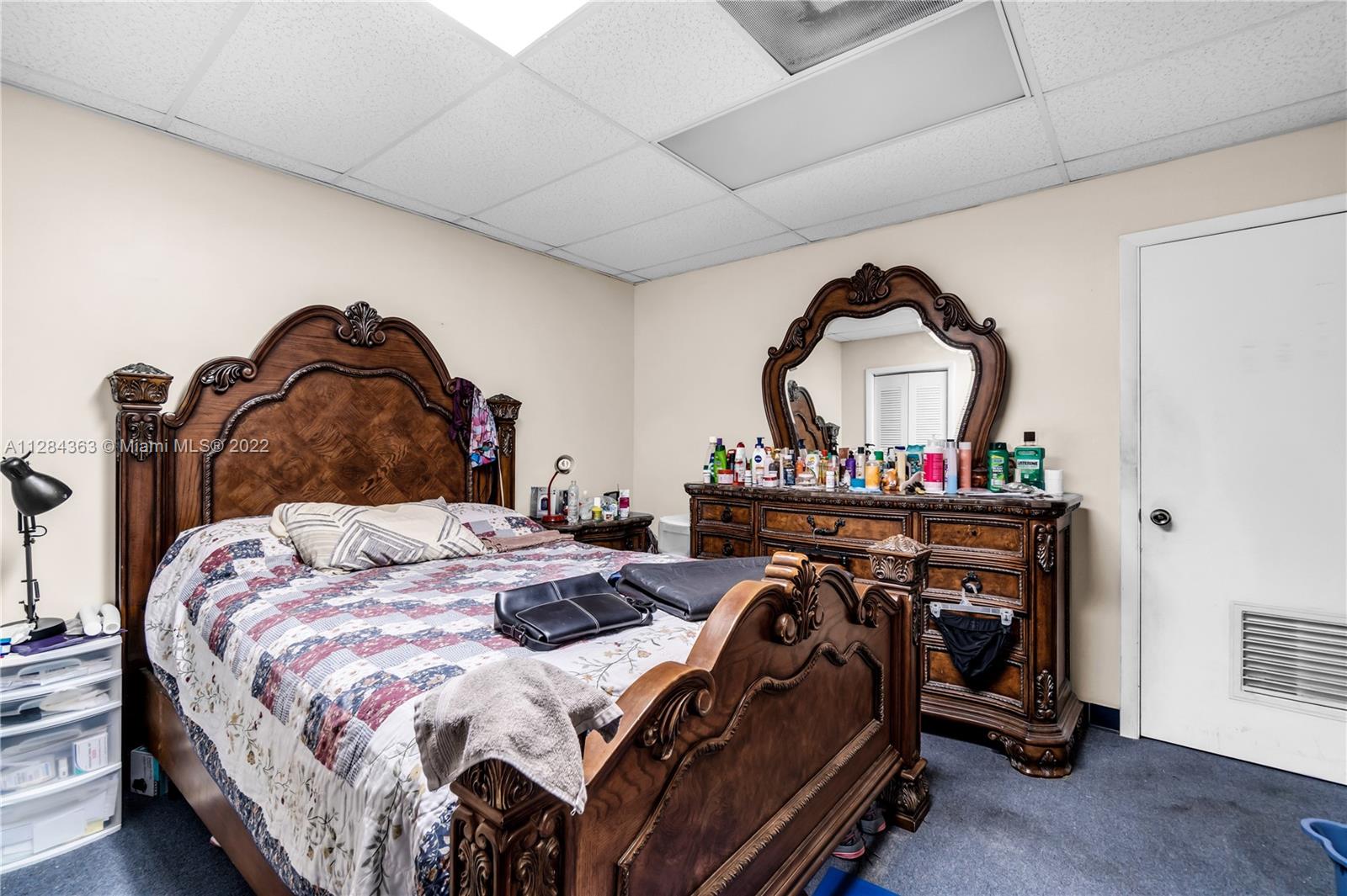 See details D-2 / sq. ft. $ 2022-10-05 0 Photo