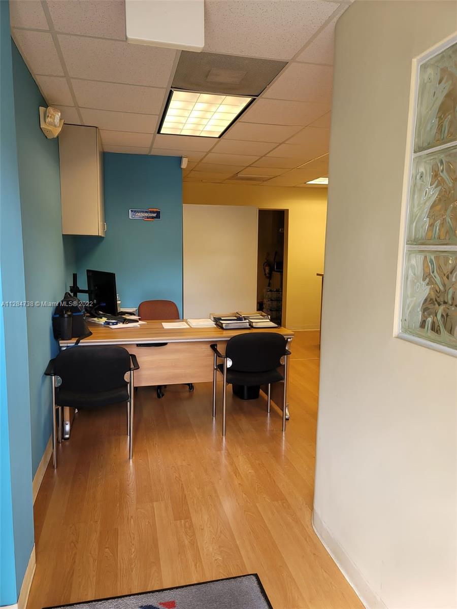 See details 6 / sq. ft. $ 2022-10-28 0 Photo