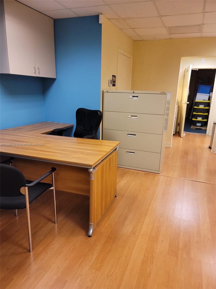 See details 6 / sq. ft. $ 2022-10-28 0 Photo