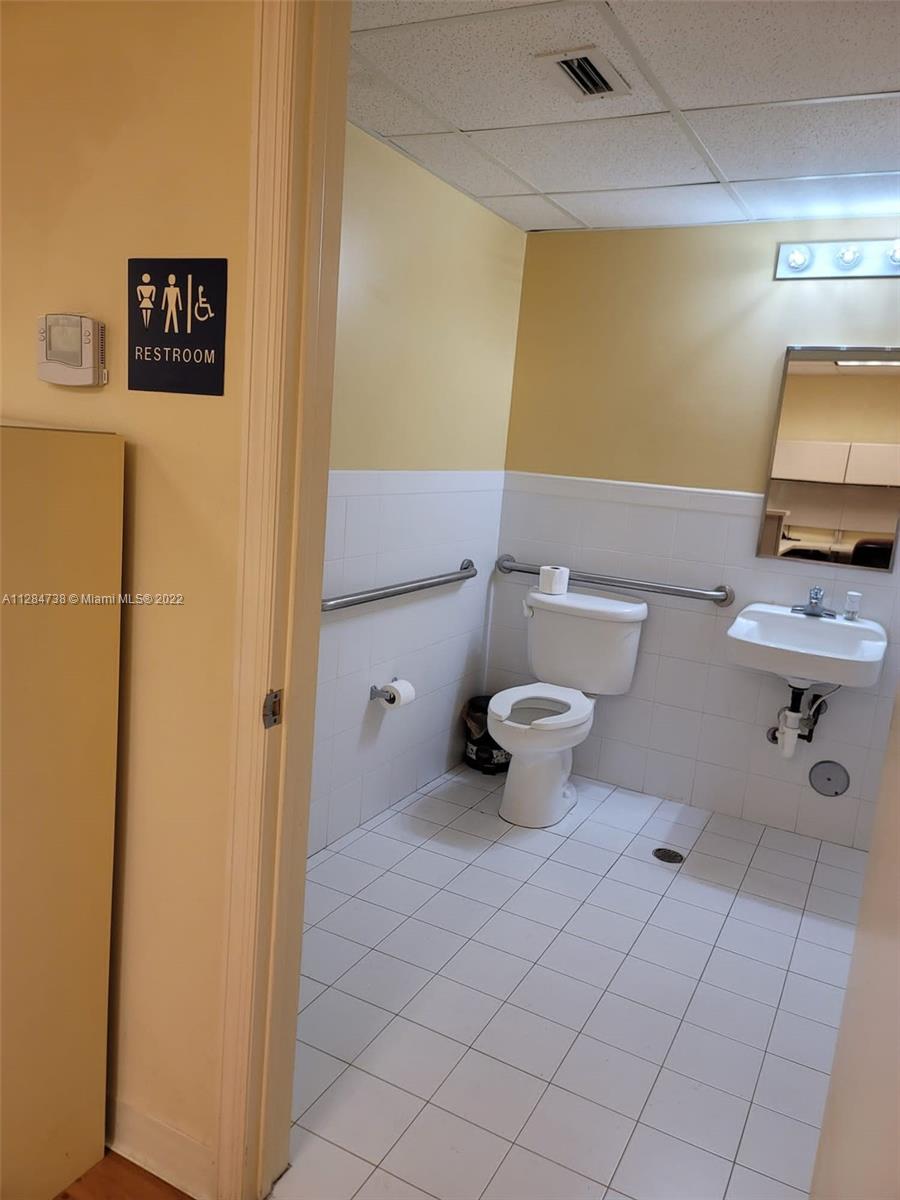 See details 6 / sq. ft. $ 2022-10-28 0 Photo