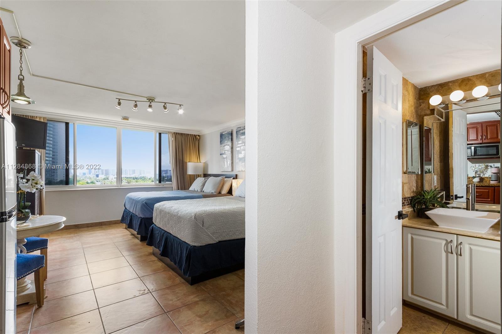 Photo of 19201 Collins Ave #641, Sunny Isles Beach, Florida, 33160 -