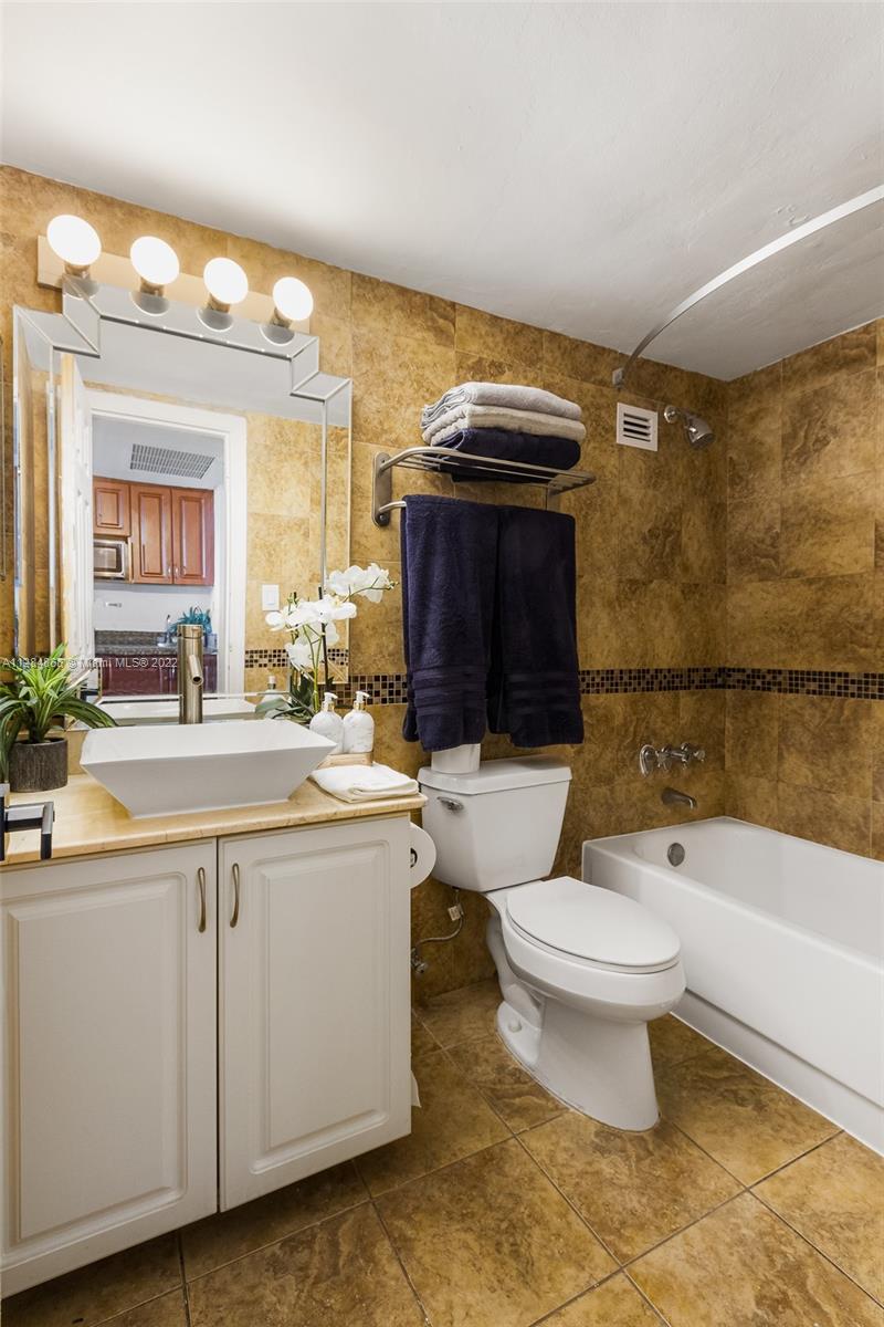 Photo of 19201 Collins Ave #641, Sunny Isles Beach, Florida, 33160 -