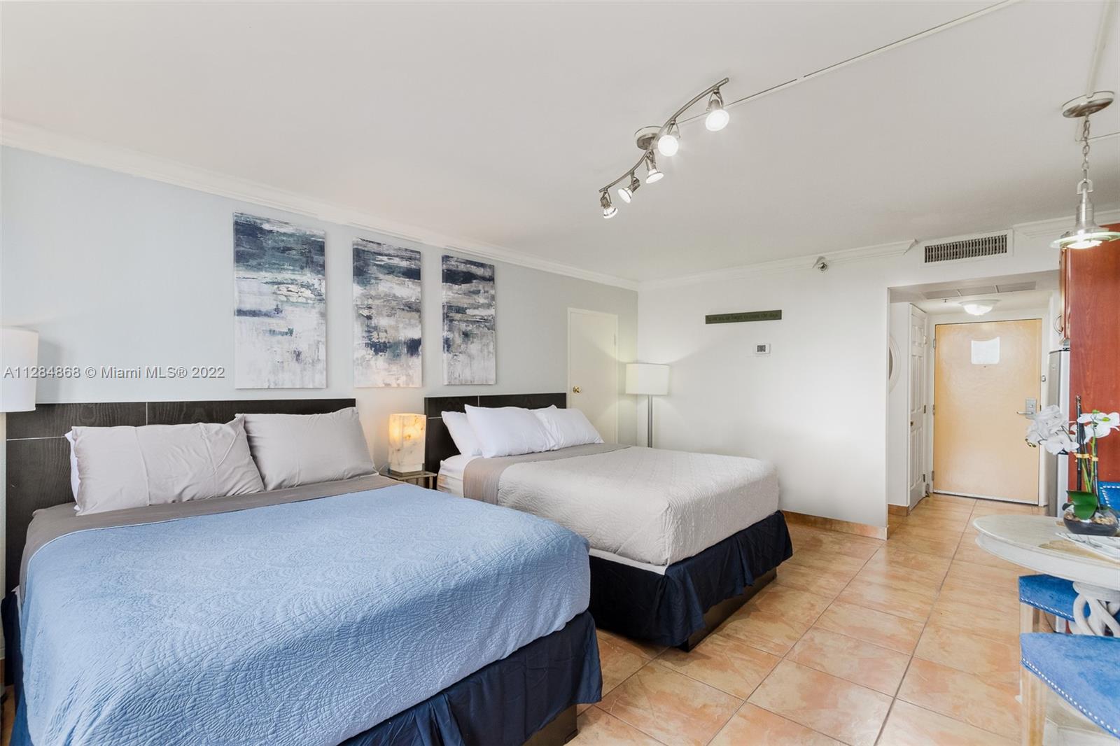 Photo of 19201 Collins Ave #641, Sunny Isles Beach, Florida, 33160 -