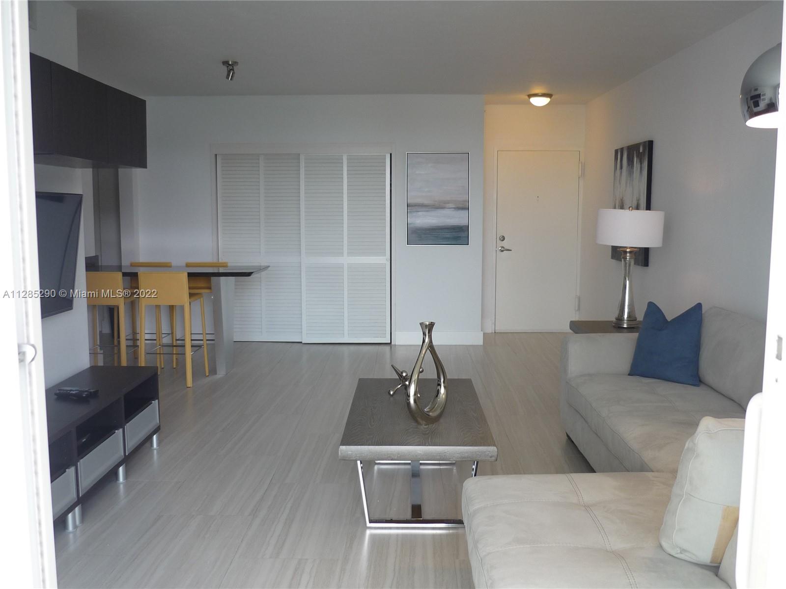 Photo of 3001 Ocean Dr #433, Hollywood, Florida, 33019 -