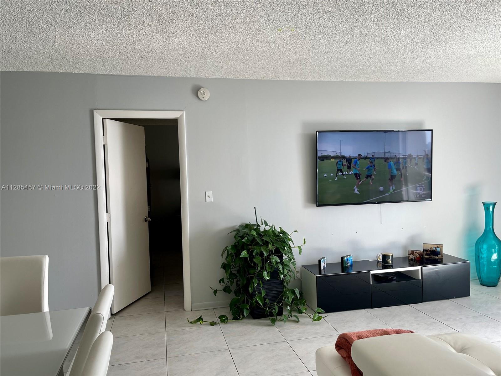 Photo of 3800 Ocean Dr #1123, Hollywood, Florida, 33019 -