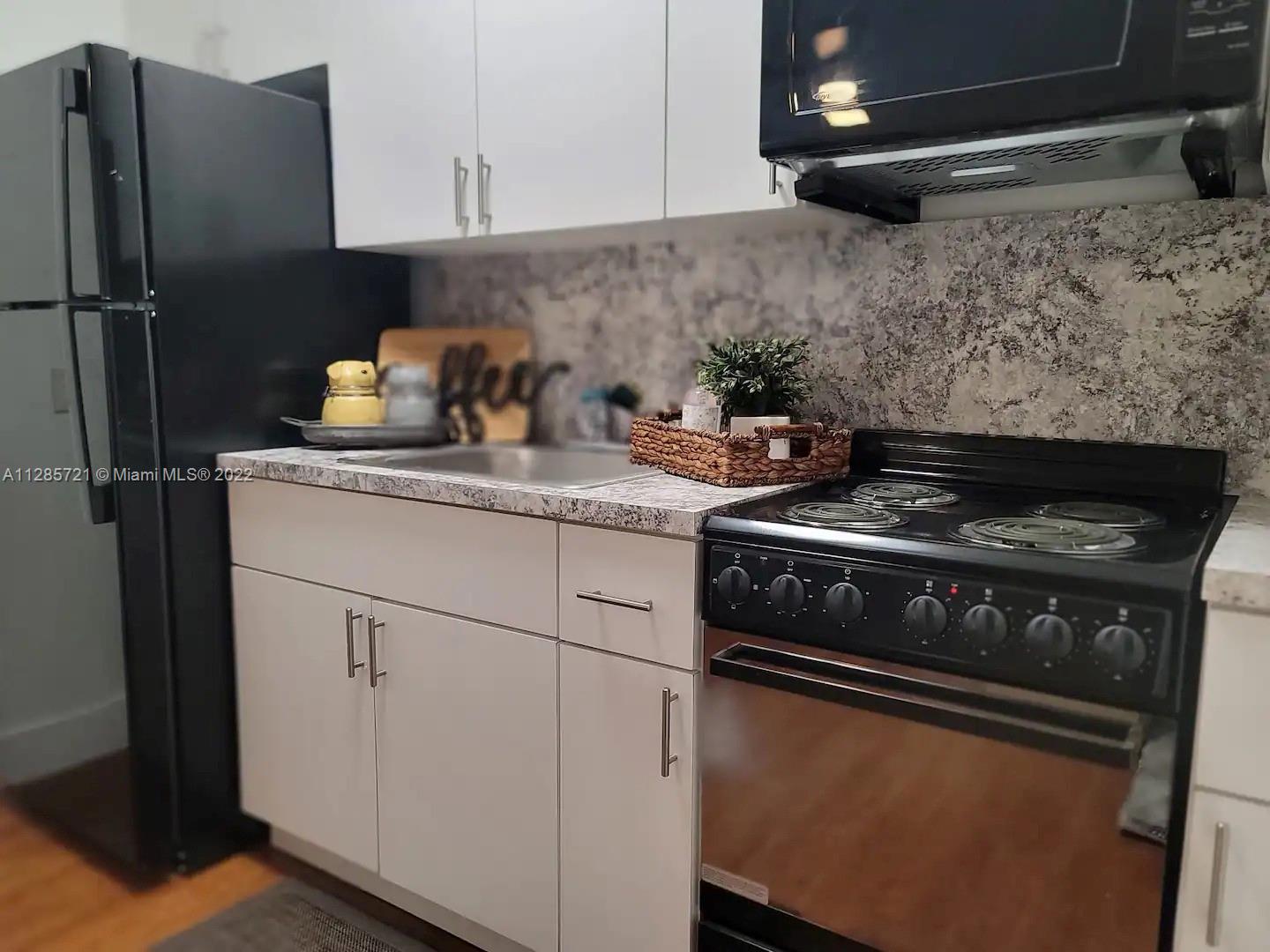 See details / 2252 sq. ft. $ 2023-01-02 0 Photo