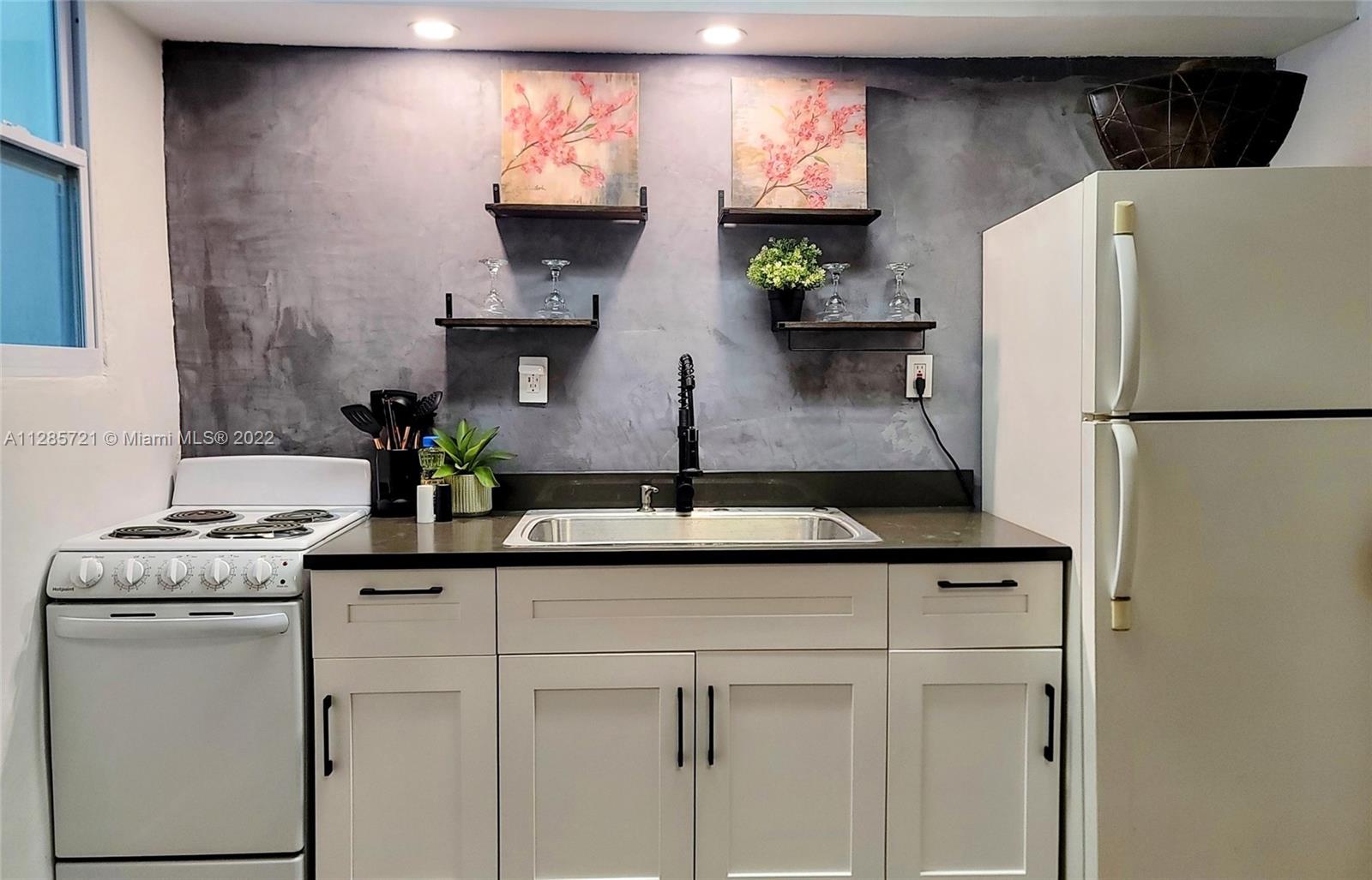 See details / 2252 sq. ft. $ 2023-01-02 0 Photo
