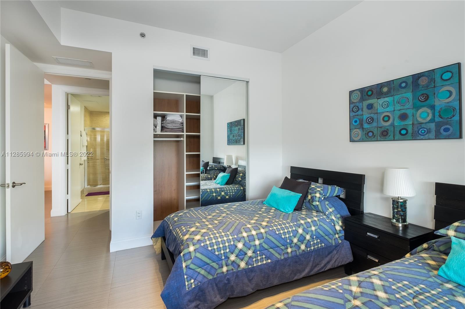 See details 705 2 / 2 1463 sq. ft. $ 2022-10-08 0 Photo