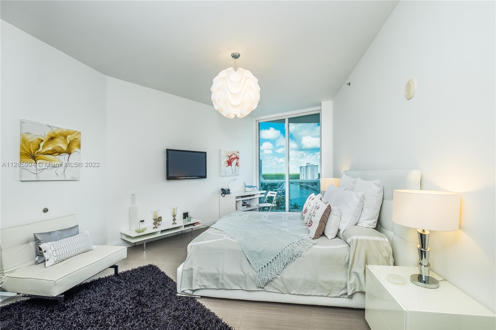 See details 705 2 / 2 1463 sq. ft. $ 2022-10-08 0 Photo