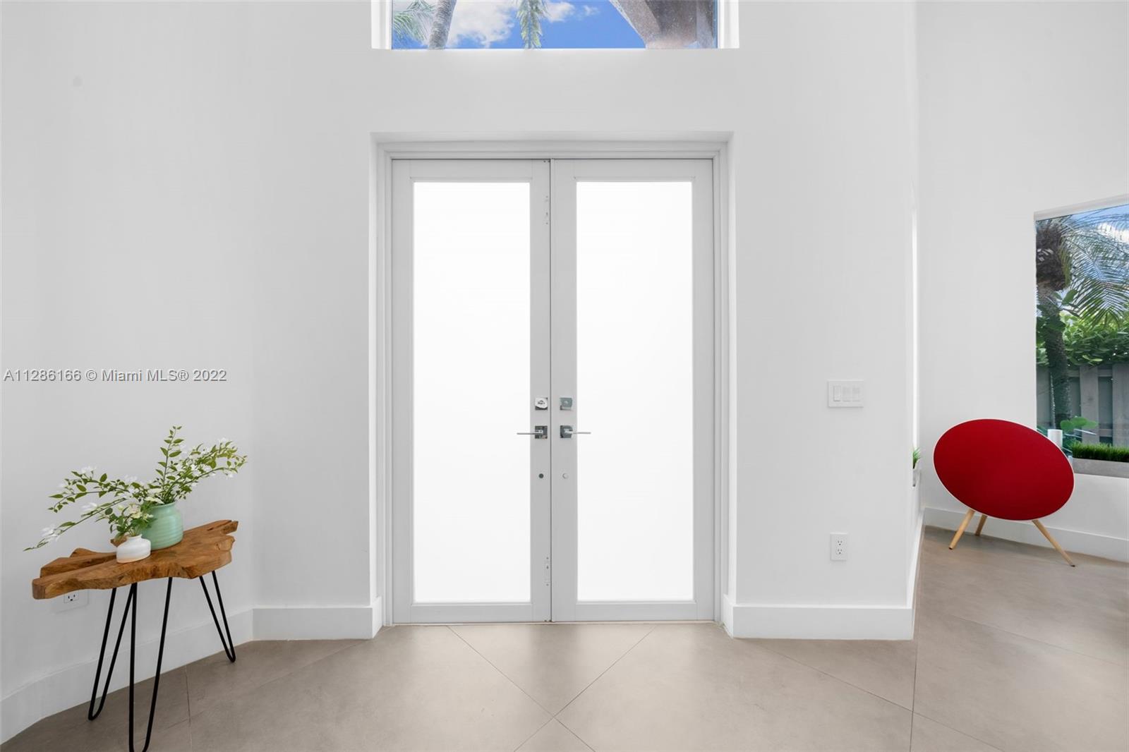 Photo of 3925 194th Ln (3925), Sunny Isles Beach, Florida, 33160 -
