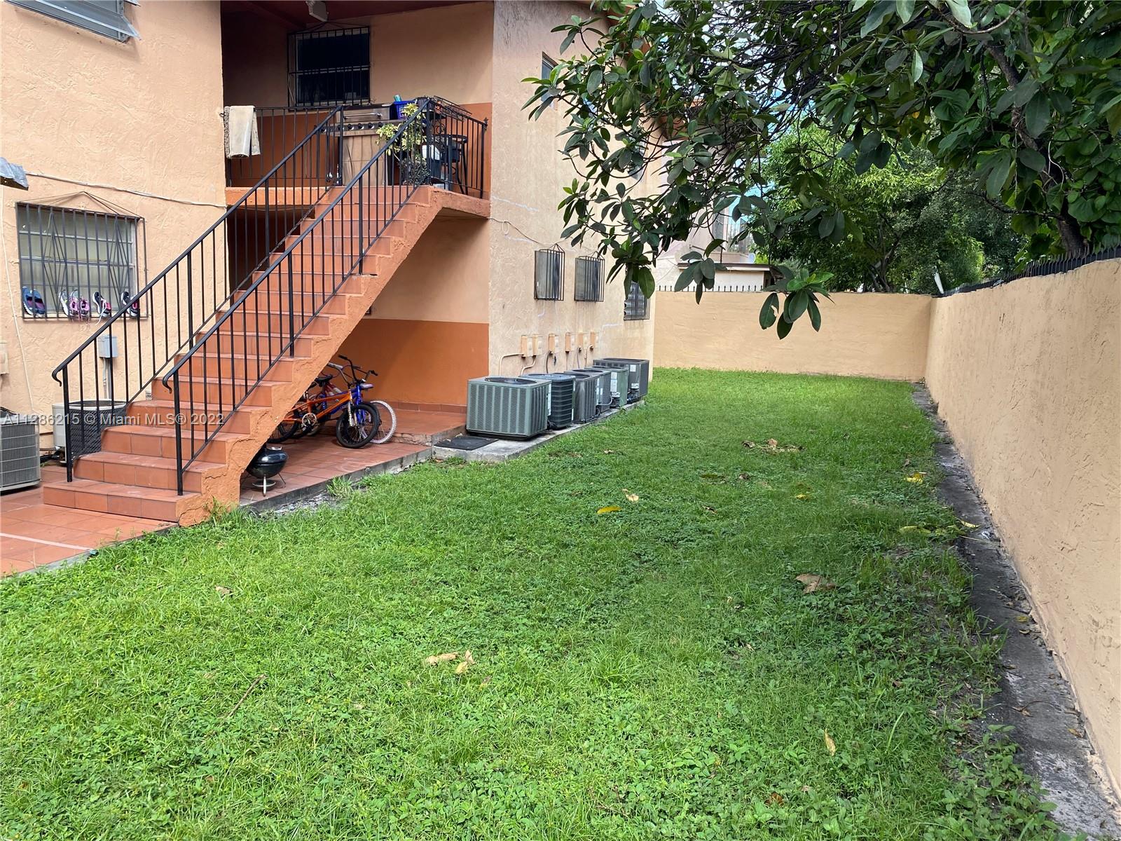 See details / sq. ft. $ 2022-12-02 0 Photo