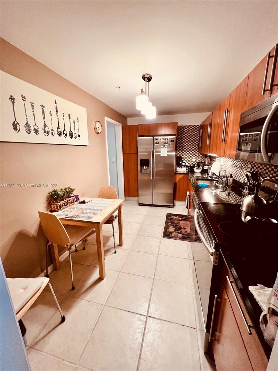 Photo of 3000 Ocean Dr #506, Hollywood, Florida, 33019 -