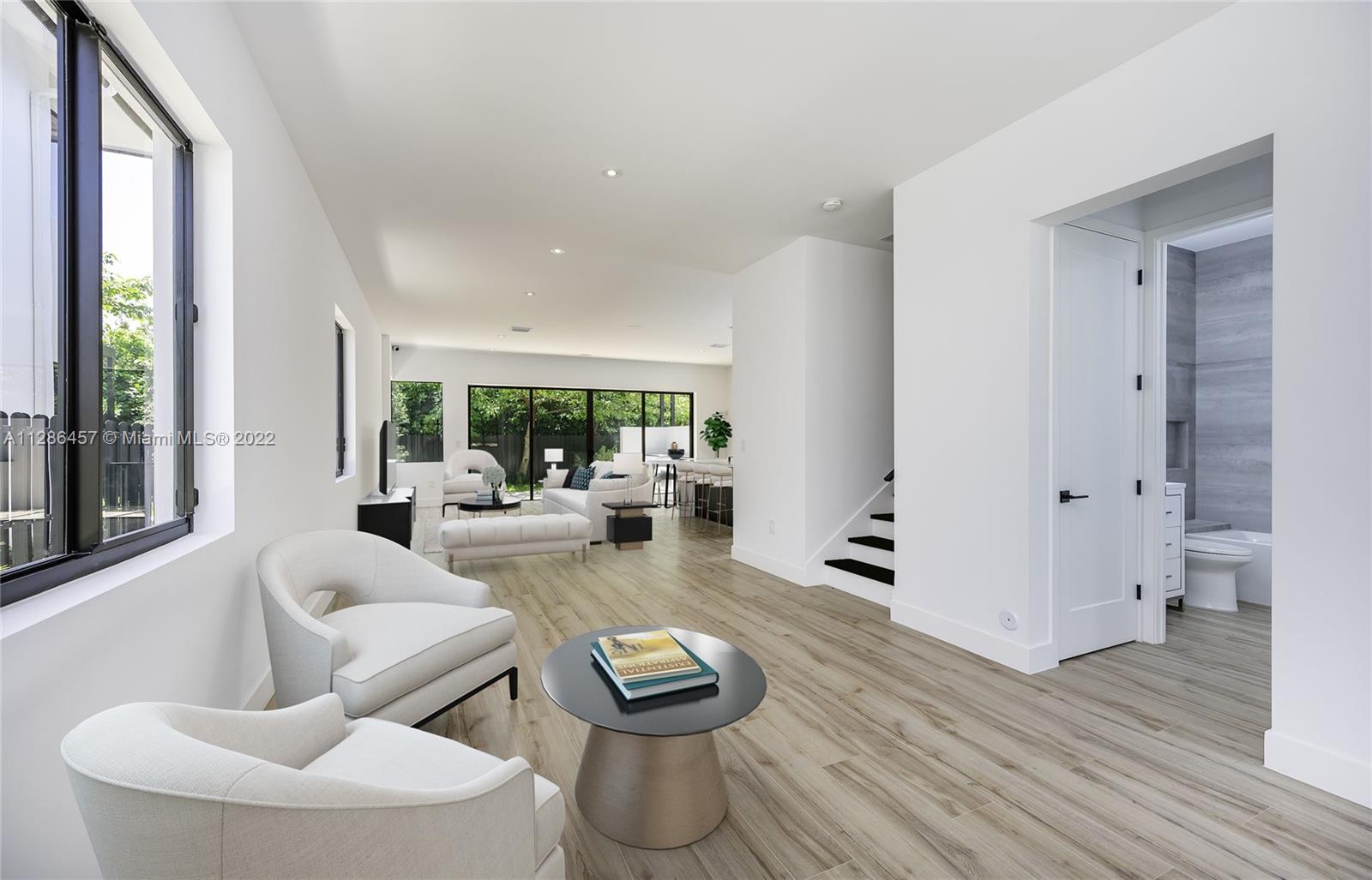 See details / 4580 sq. ft. $ 2023-01-10 0 Photo