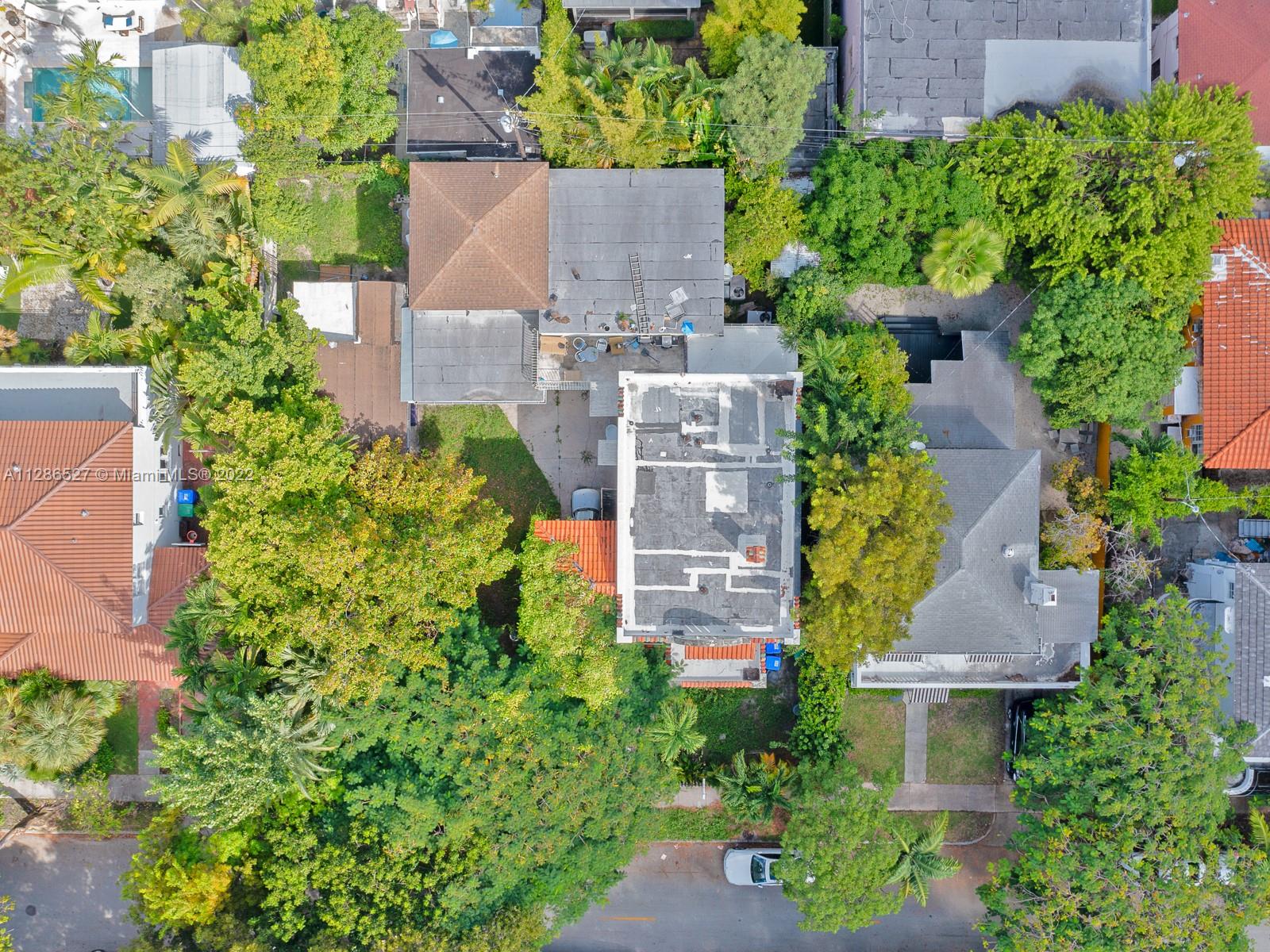 See details / 4931 sq. ft. $ 2022-12-18 0 Photo