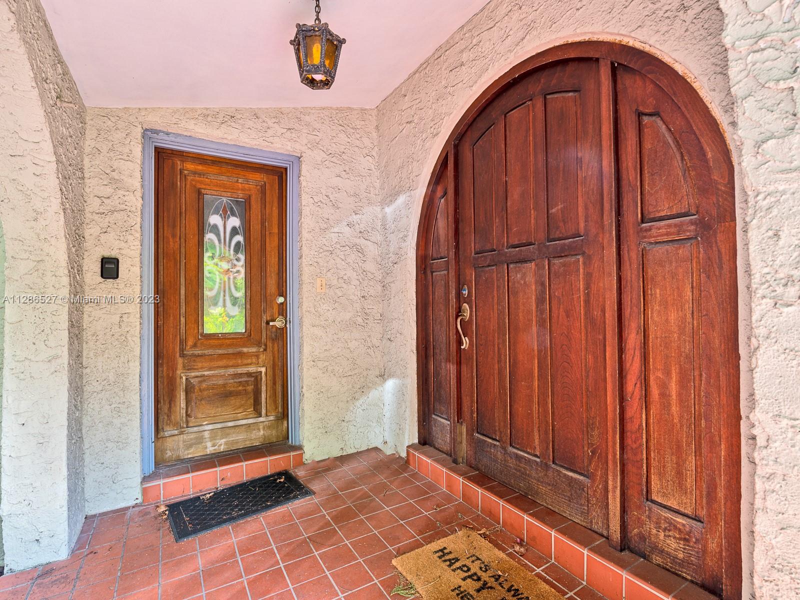 See details / 4931 sq. ft. $ 2022-12-18 0 Photo