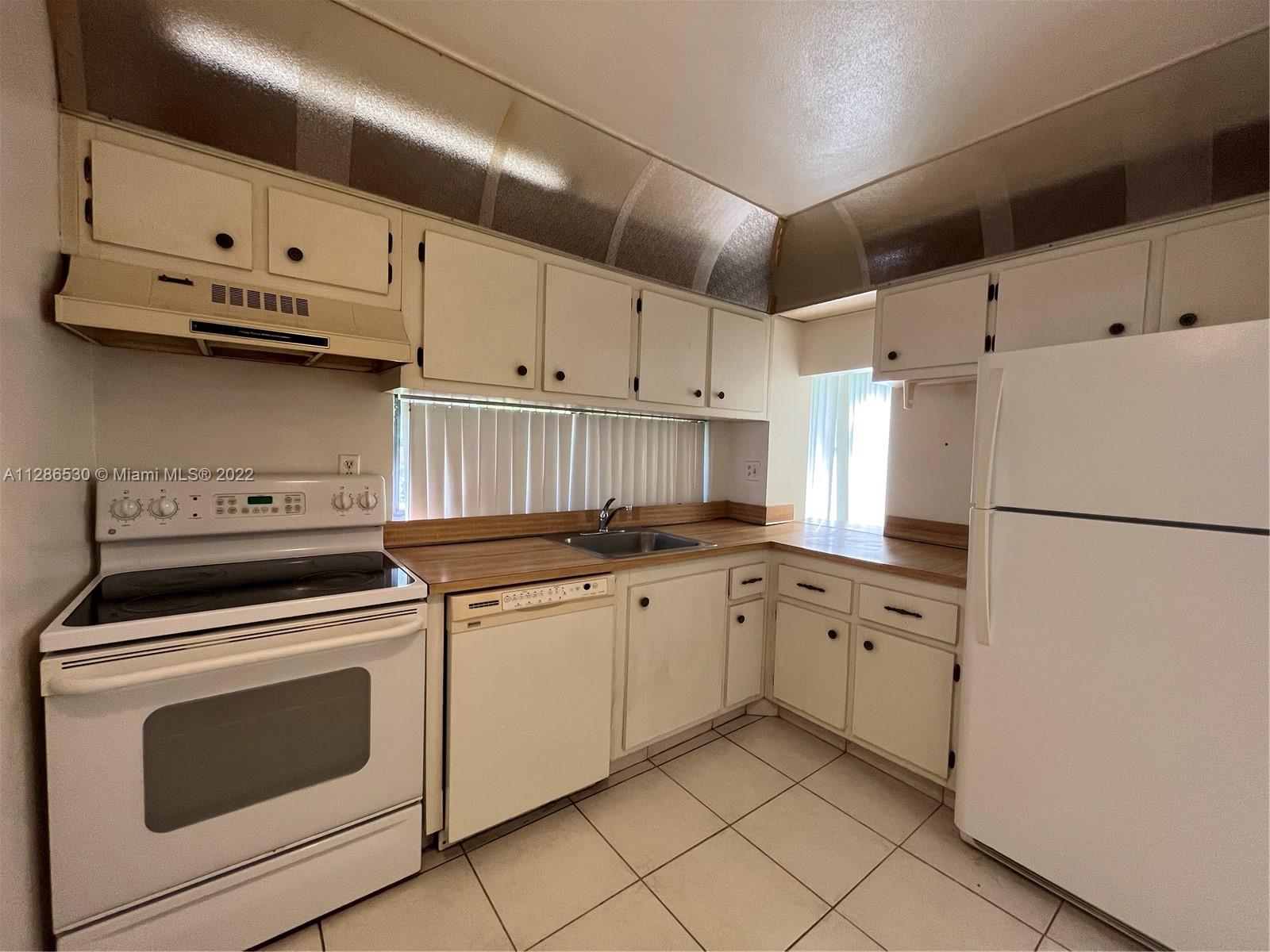 Photo of 17021 Bay Rd #122, Sunny Isles Beach, Florida, 33160 -