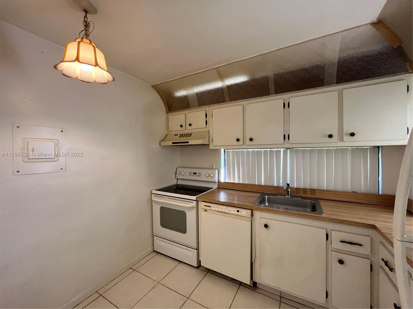 Photo of 17021 Bay Rd #122, Sunny Isles Beach, Florida, 33160 -