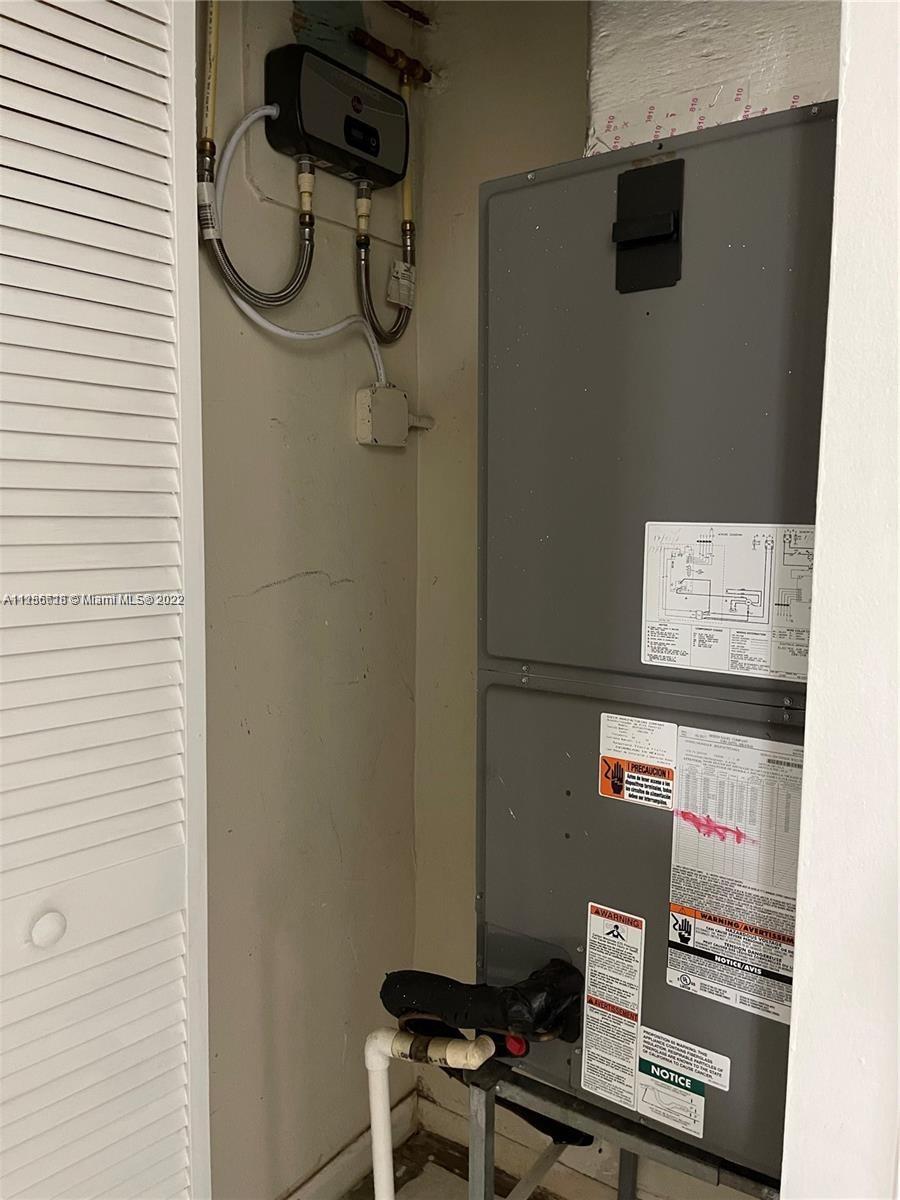 See details / 1476 sq. ft. $ 2022-10-10 0 Photo