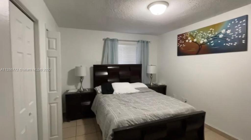 See details / 2688 sq. ft. $ 2022-10-10 0 Photo