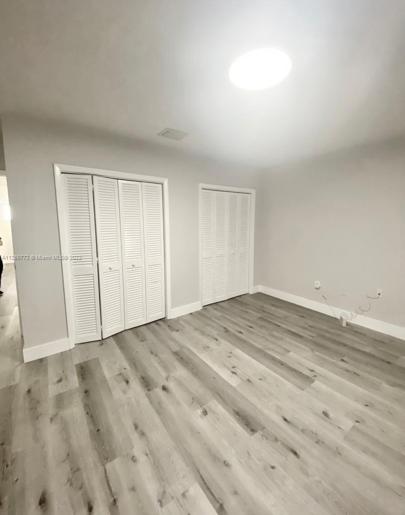 See details / 2688 sq. ft. $ 2022-10-10 0 Photo