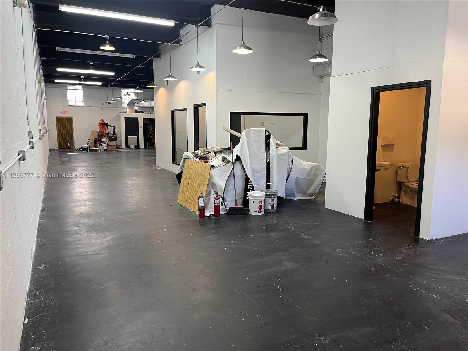 See details / sq. ft. $ 2022-11-21 0 Photo
