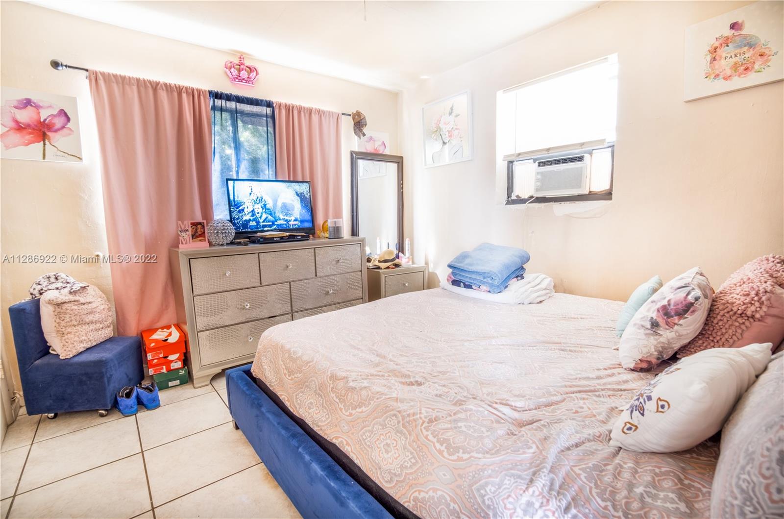 See details / 3596 sq. ft. $ 2022-10-11 0 Photo