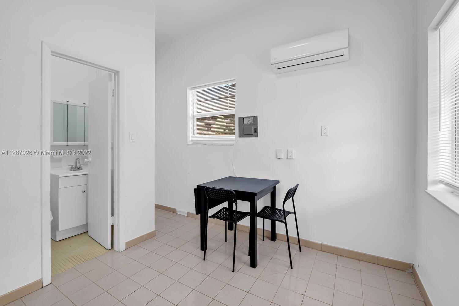 See details / 2639 sq. ft. $ 2022-10-11 0 Photo
