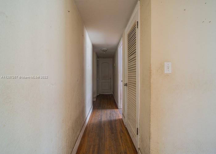 See details / 3472 sq. ft. $ 2022-12-15 0 Photo