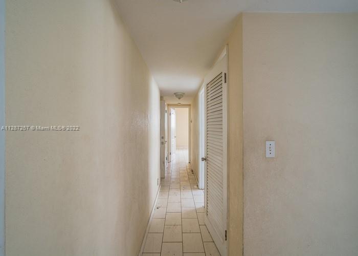 See details / 3472 sq. ft. $ 2022-12-15 0 Photo