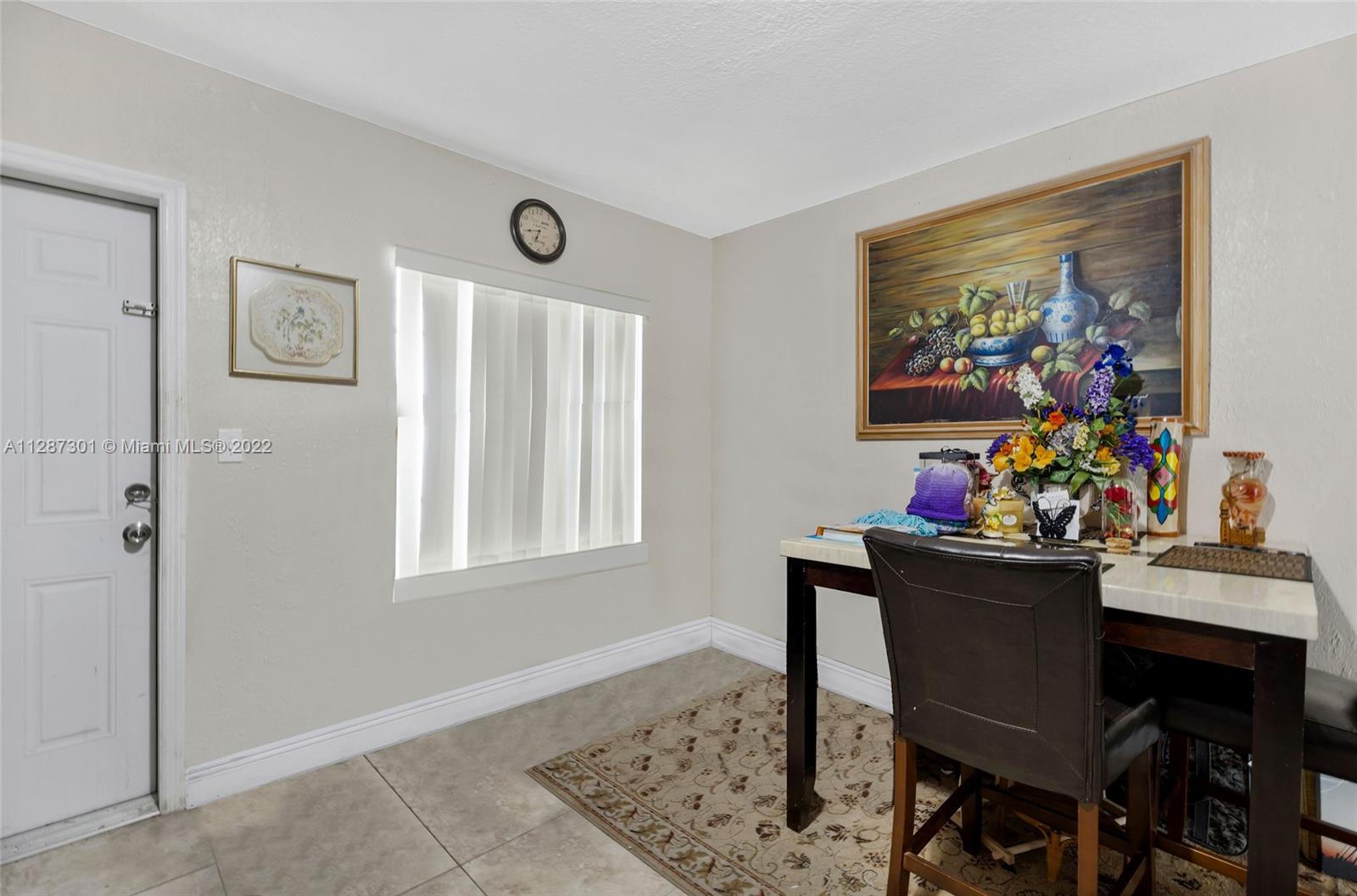 See details / 2648 sq. ft. $ 2022-10-11 0 Photo