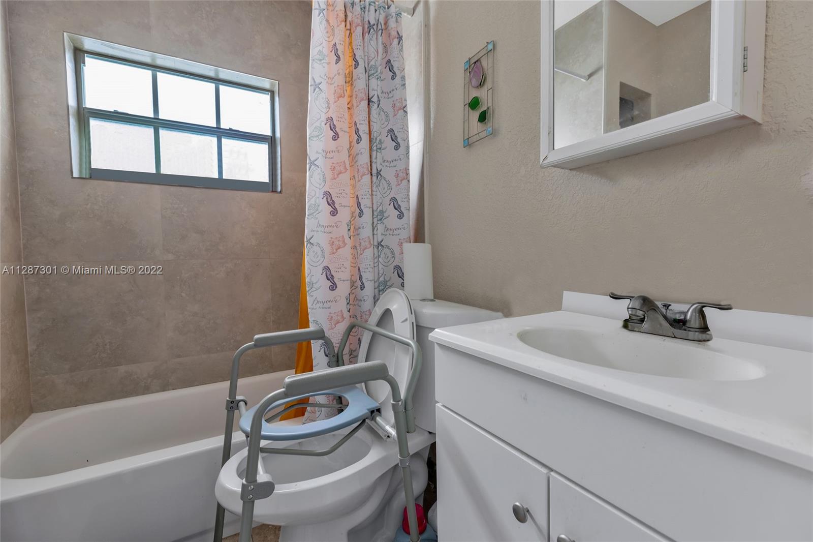 See details / 2648 sq. ft. $ 2022-10-11 0 Photo