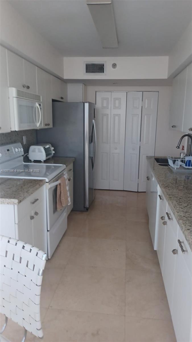 Photo of 3500 Mystic Pointe Dr #1106, Aventura, Florida, 33180 -