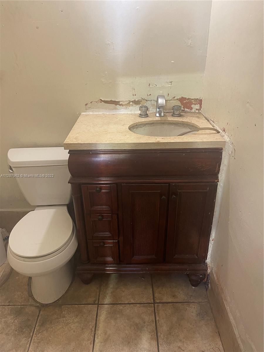 Ver detalles 5 / sq. ft. $ 2022-10-13 0 foto