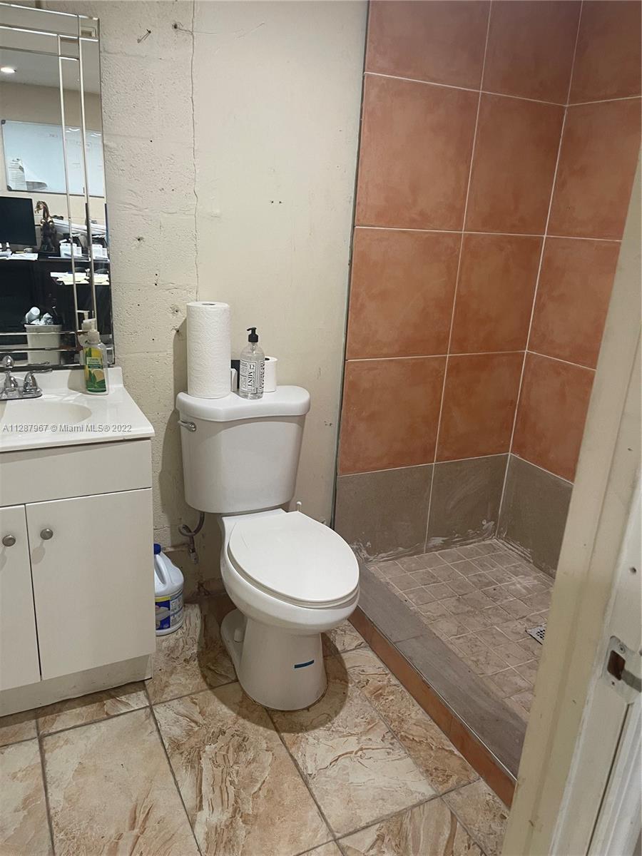 See details 7 / sq. ft. $ 2022-10-13 0 Photo