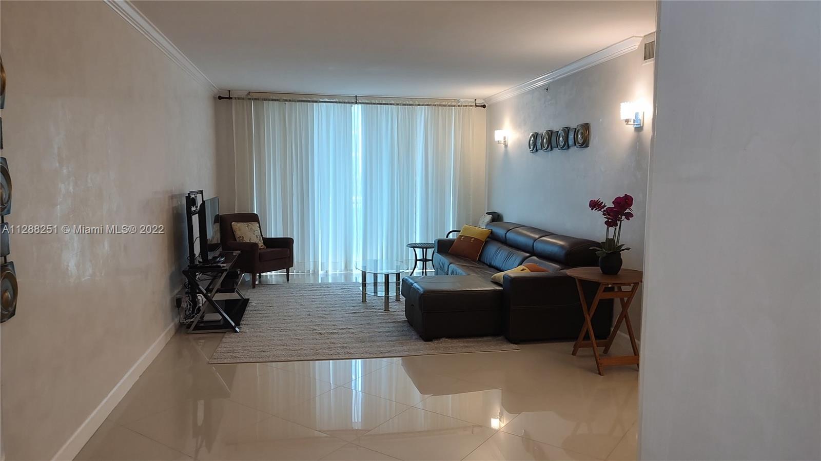 Photo of 3001 Ocean Dr #425, Hollywood, Florida, 33019 -