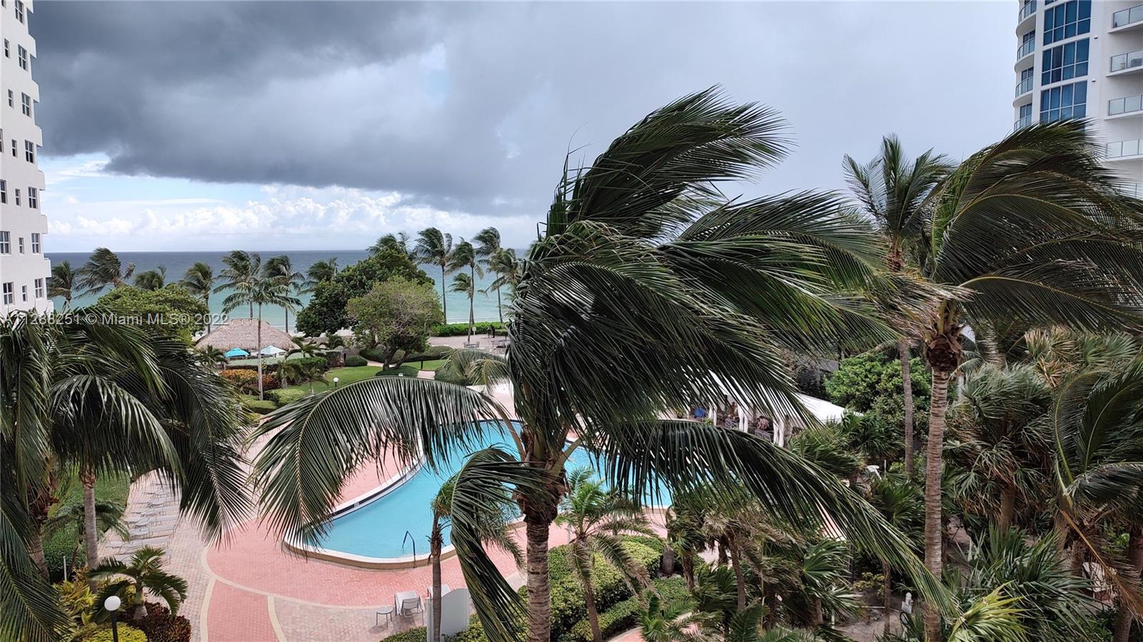 Photo of 3001 Ocean Dr #425, Hollywood, Florida, 33019 -