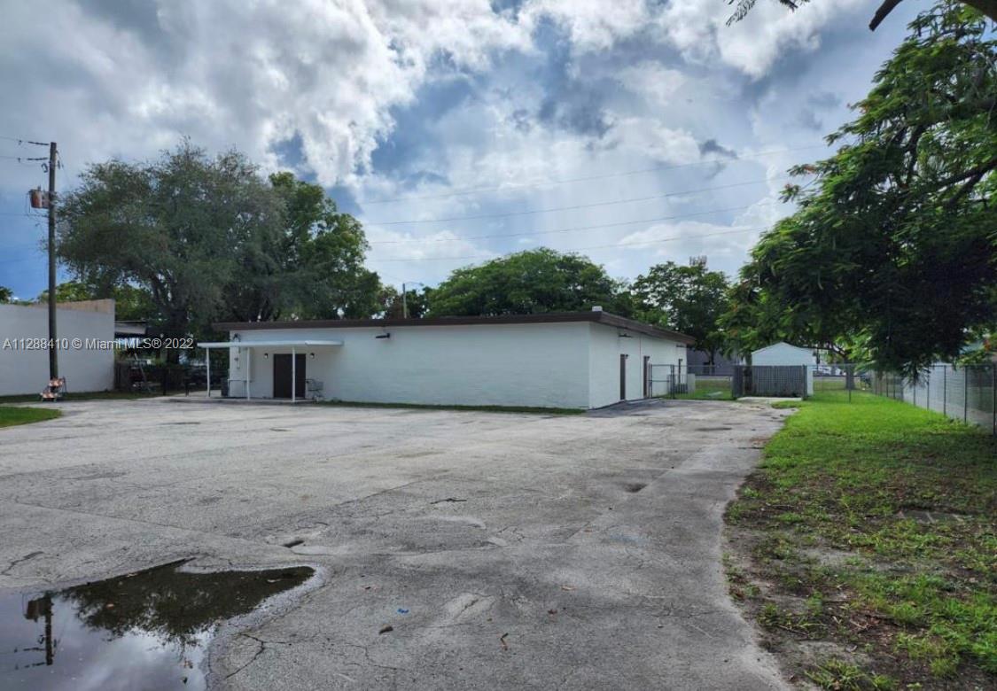 See details / sq. ft. $ 2022-11-08 0 Photo