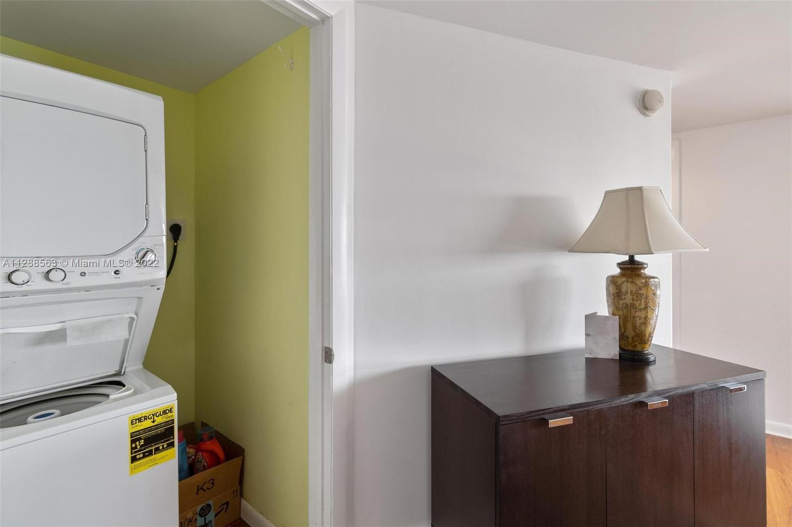 Ver detalles 5006 2 / 2 1458 sq. ft. $ 2022-10-14 0 foto