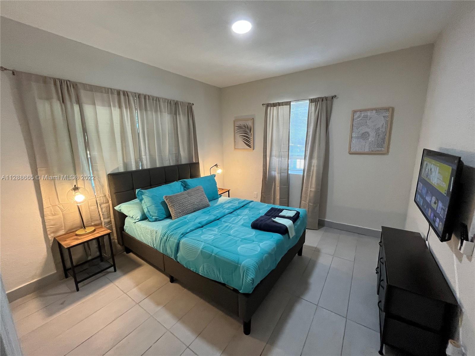 See details / 1236 sq. ft. $ 2022-10-14 0 Photo