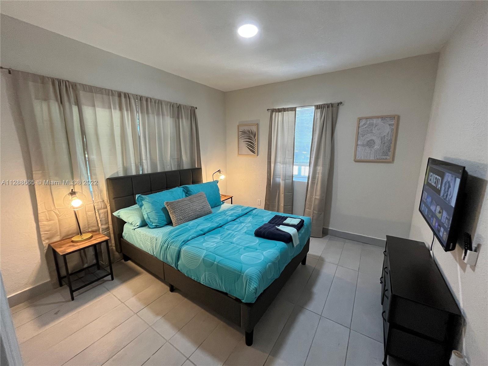 See details / 1236 sq. ft. $ 2022-10-14 0 Photo