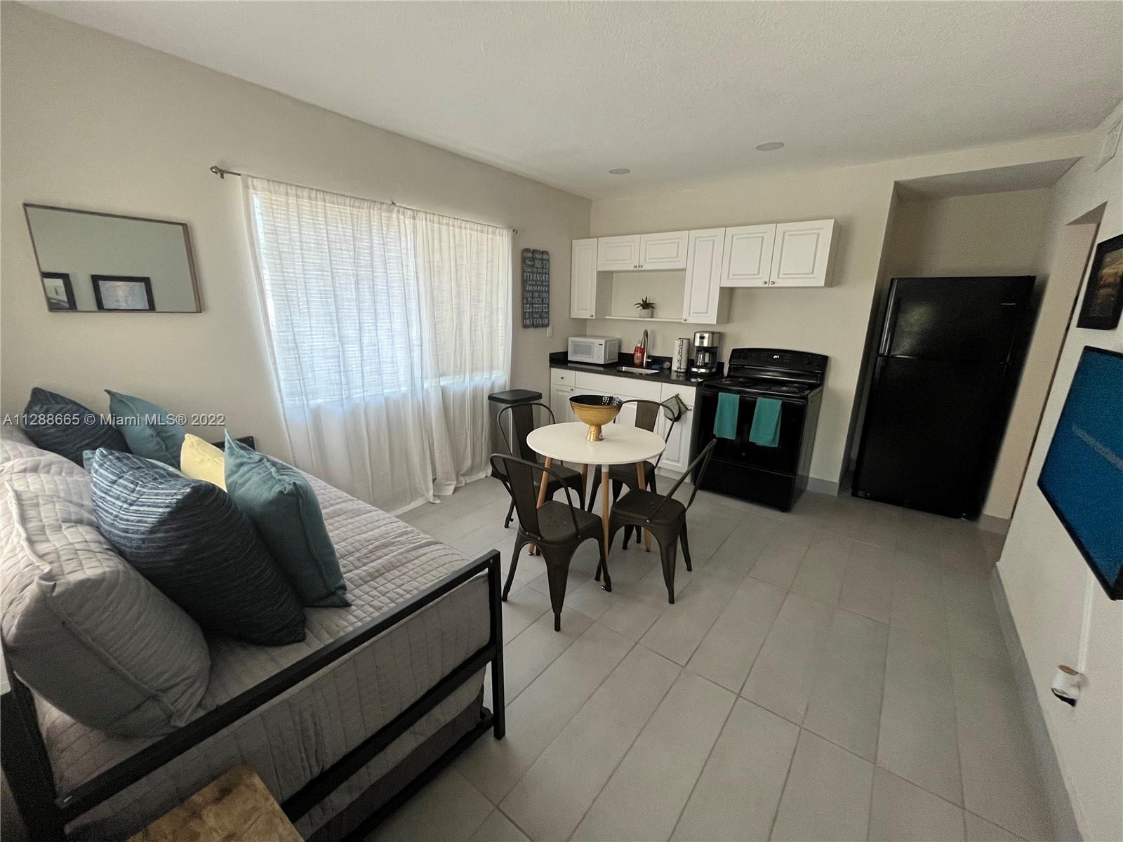 See details / 1236 sq. ft. $ 2022-10-14 0 Photo