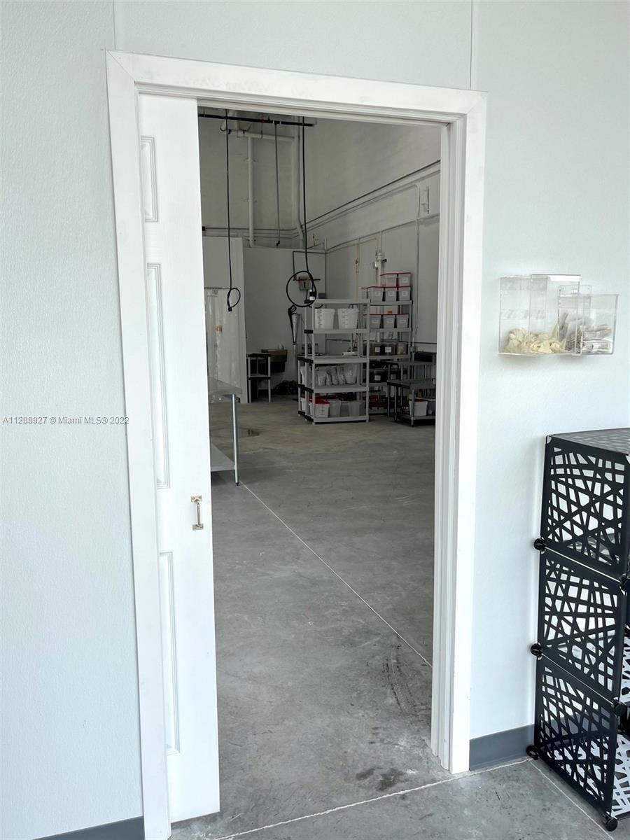 See details 13 / sq. ft. $ 2022-10-14 0 Photo