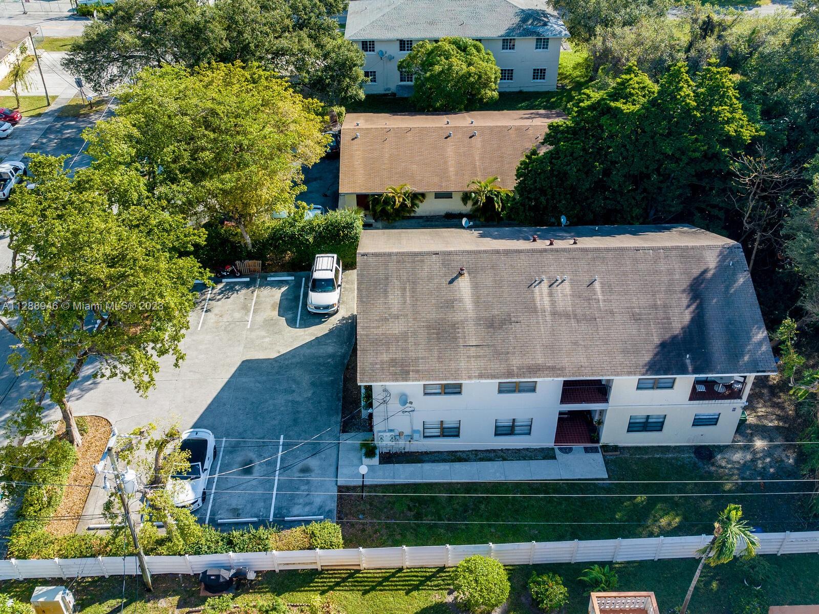 See details / 4005 sq. ft. $ 2023-01-04 0 Photo